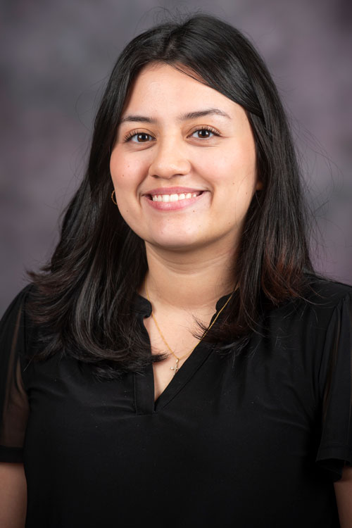 Headshot of Selena Heidebrecht