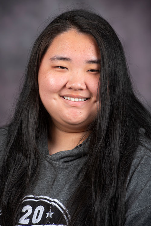 Headshot of Elizabeth park