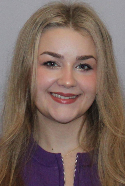 Headshot of Brittany Raymond