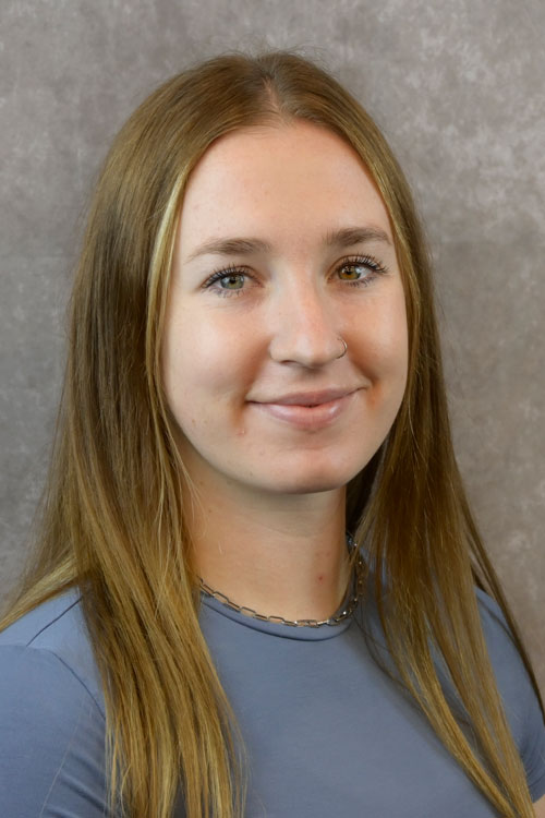 Headshot of Bailey Lewis